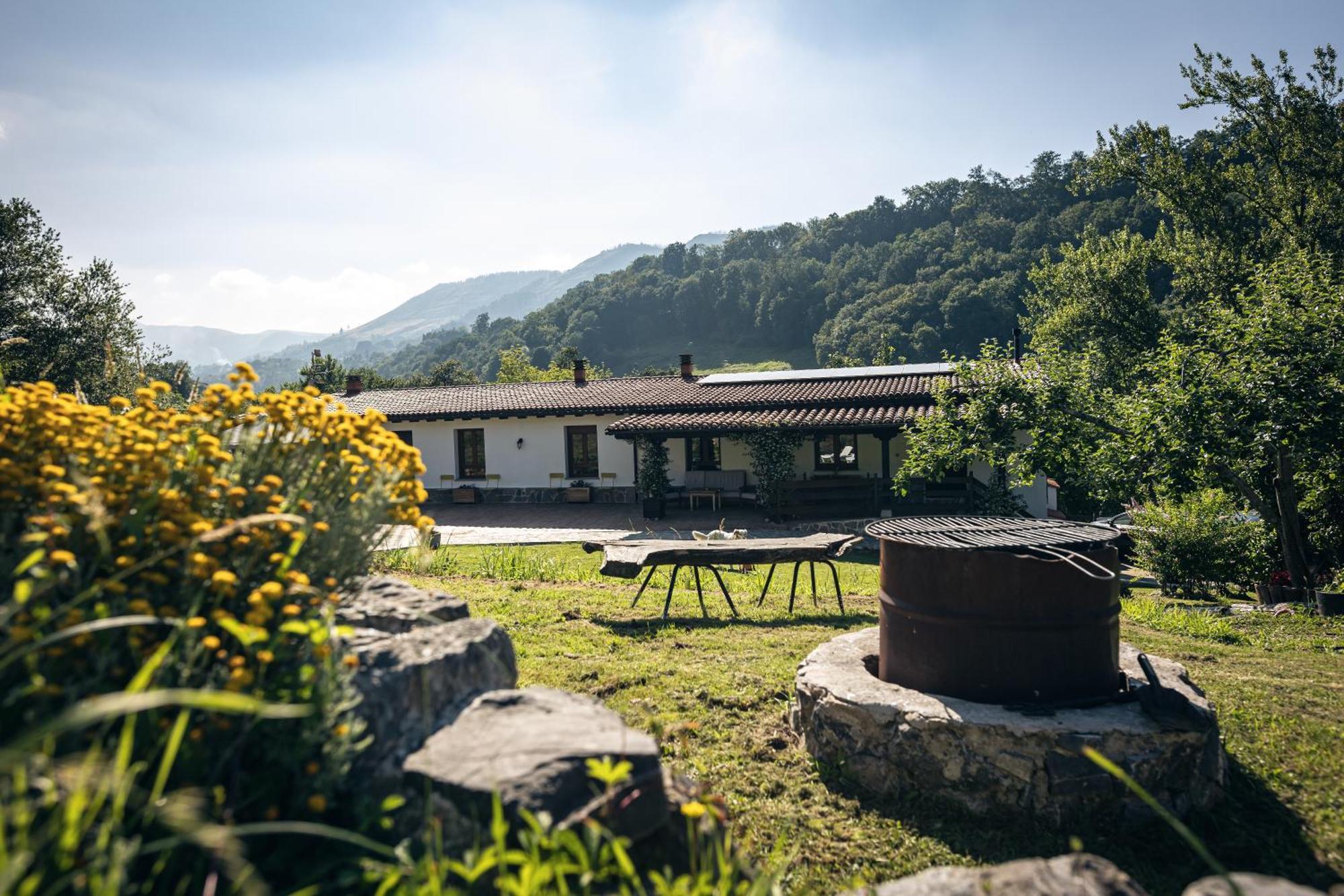 Finca La Naguada Casa Rural En Asturias Beloncio Εξωτερικό φωτογραφία